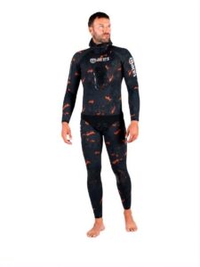 Traje Mares Explorer Lava